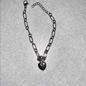 Brandy Melville Heart Bracelet